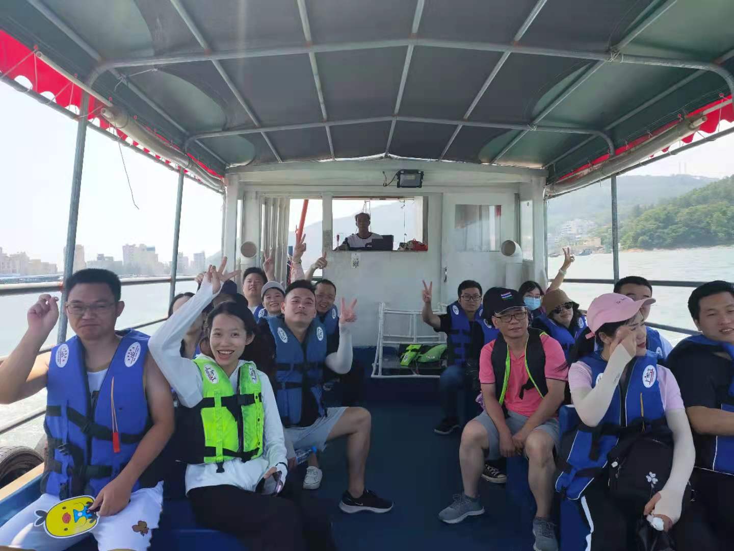 薩科微SLKOR團(tuán)隊(duì)出海自己動手捕魚