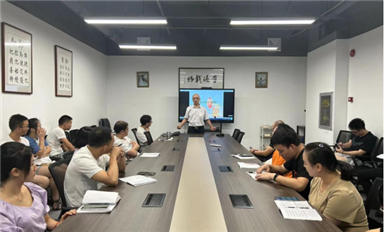 金航標kinghelm總監(jiān)周沼全，開發(fā)服務大客戶員工培訓